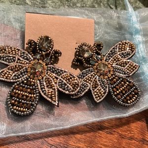 Beaded Bee earrings